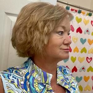 Meet your Posher, Lisa